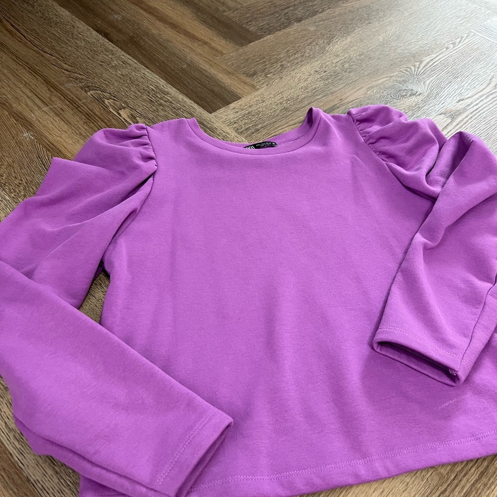 Zara Puff Sleeve Sweatshirt - Picture 5 of 6